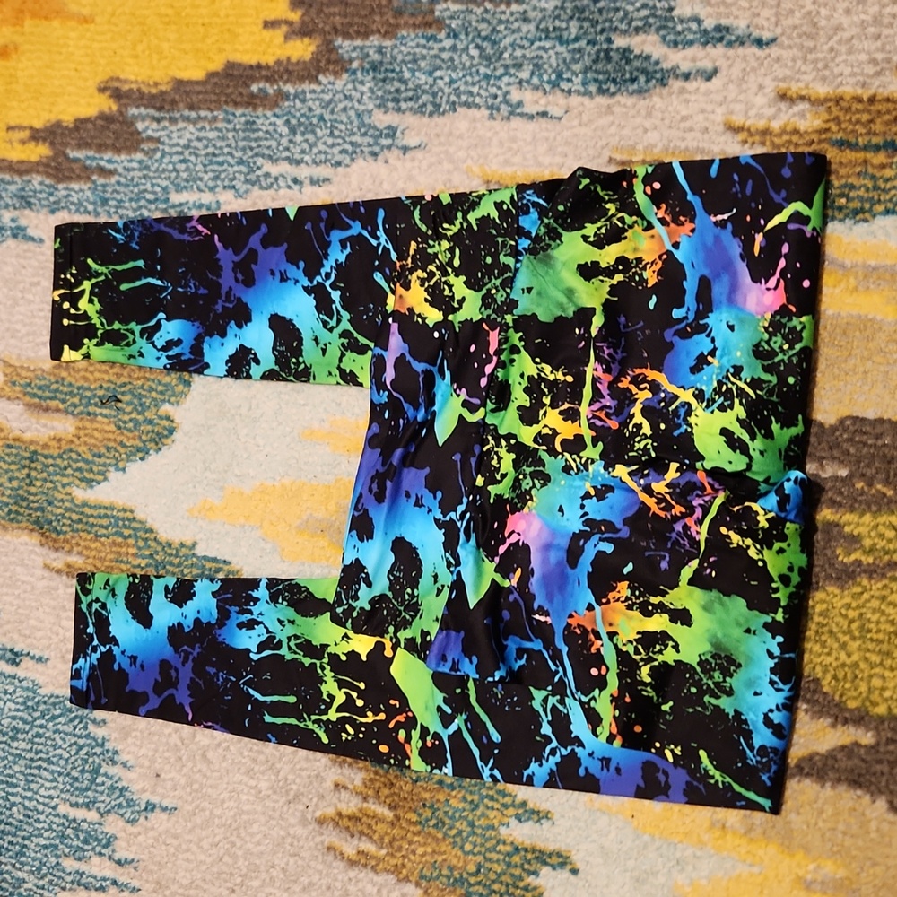 Paint splatter legging